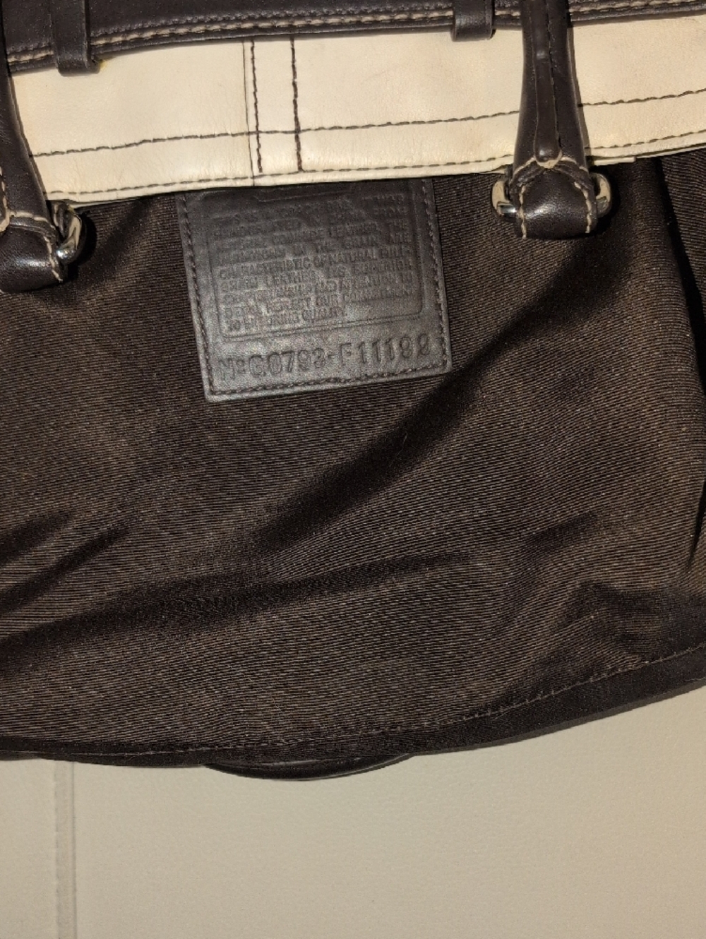 Coach 2007  Hampton Horsebit shoulder Bag Vintage comes With COA F-11199 - Picture 12 of 16